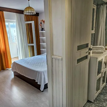 Premium White House * Bucarest