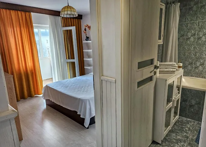 Premium White House * Bucarest