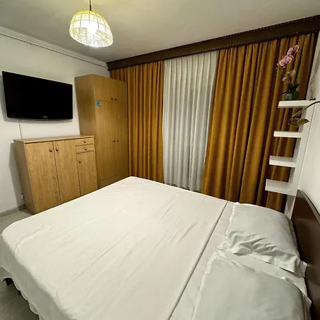 Premium White House * Bucarest